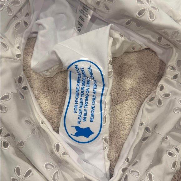 Beach Riot Eyelet Bikini - Picture 8 of 8